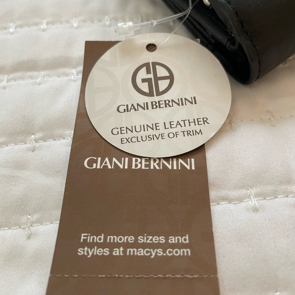NWT Giani Bernini Black Leather Wallet with Silver Logo - Picture 4 of 11